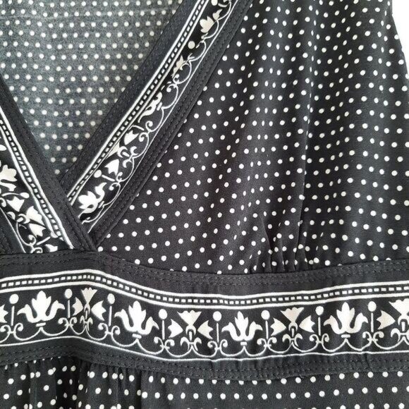 MAX STUDIO Babydoll Stretch Soft V-Neck Tank Top B&W Sz S - Picture 6 of 10